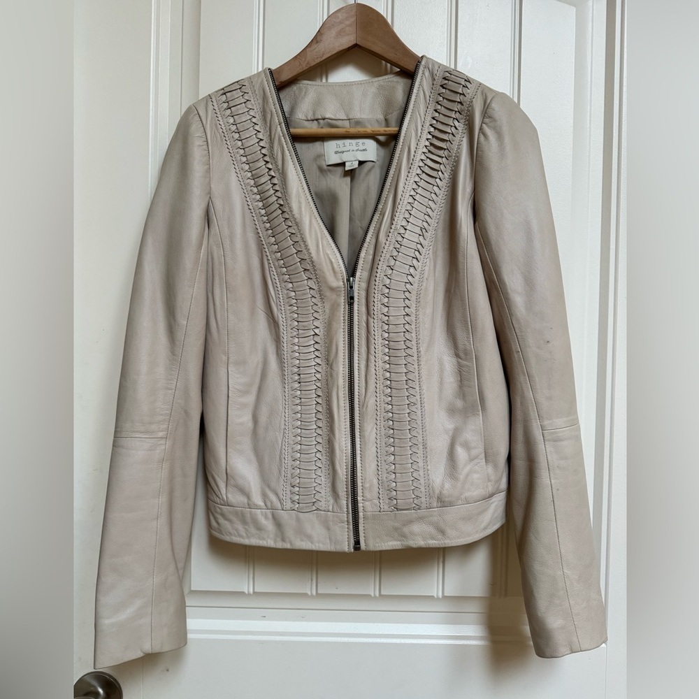 Hinge Cream Soft Leather Cropped Fitted Zip Up Leather Jacket. Size S
